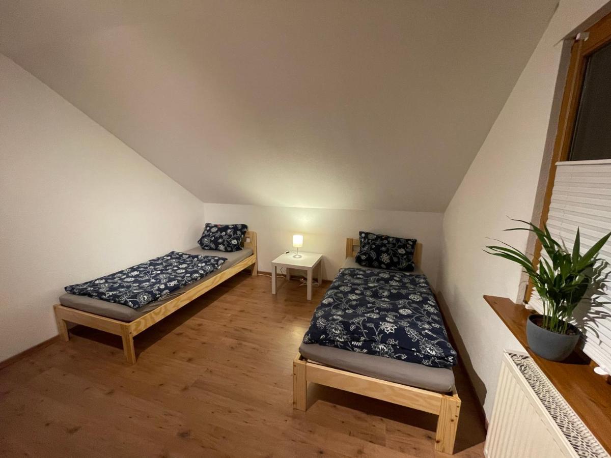Ferienwohnung An Der Romantischen Strasse Direkt A3 Und A81 Eisingen  Buitenkant foto
