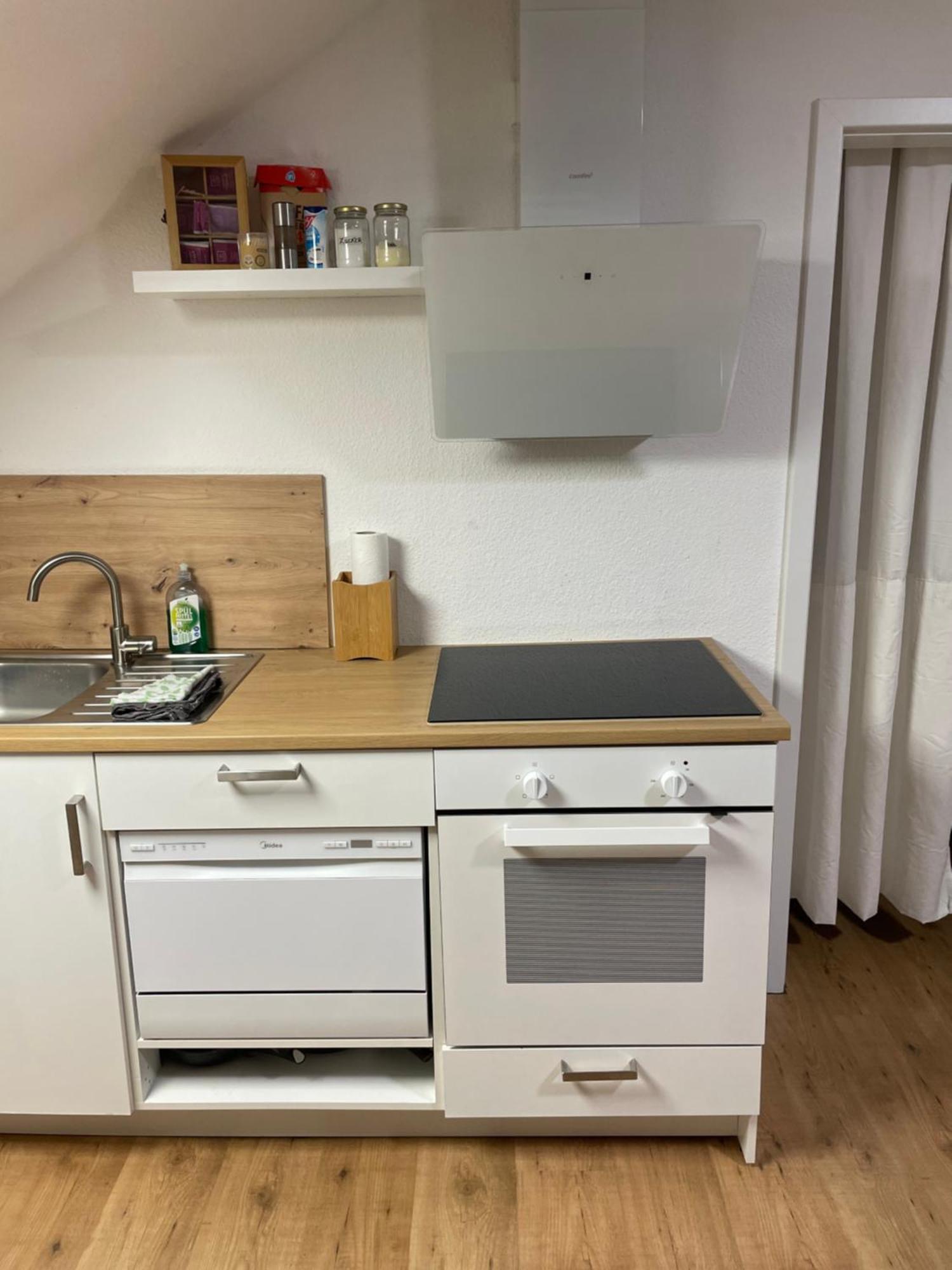 Ferienwohnung An Der Romantischen Strasse Direkt A3 Und A81 Eisingen  Buitenkant foto